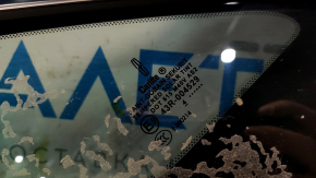 Lincoln MKZ 13-20 rear left window, chrome, torn seal, scratches on chrome