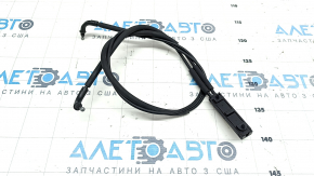 The hood release cable for the front of a BMW X5 G05 19-24 is broken.