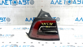 Tesla Model 3 18-USA 3-pin outer fender light, left, minor scratches