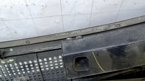 Windscreen wiper grille plastic Hyundai Sonata 15-19 broken mount