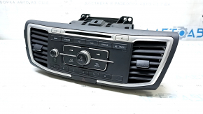 CD changer, radio, and tape deck for a 1913-17 Honda Accord with deflectors