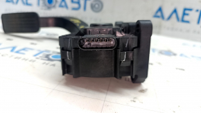 Tesla Model 3 18- Gas Pedal
