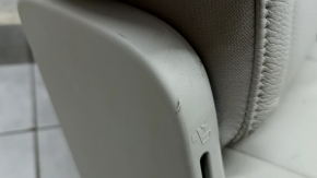 Volvo XC90 16-23 rear center seat, gray leather, 3 rows, with belt, dry-cleanable, scratches, dented