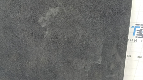 The trunk floor of a BMW X5 G05 19-24 is black, scratches on the handle, needs cleaning.