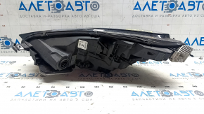 Tesla Model 3 18-20 LED right front headlight has dirt inside