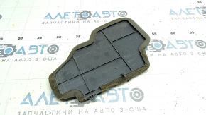 Right rear bumper seal for Nissan Rogue 21-23, broken latch