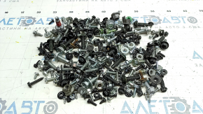 Nissan Rogue 21-23 interior hardware, incomplete