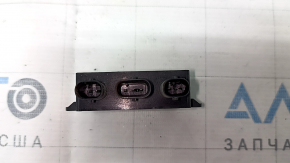 The foot-operated trunk opening sensor control unit for the BMW X5 G05 19-23 has a broken mount.