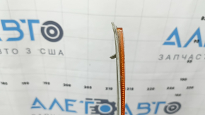 The right front bumper reflector of the BMW X5 G05 19-24 is melted and bent.