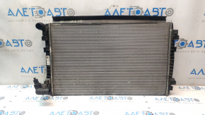 VW Jetta 19-24 1.4T water cooling radiator with dented honeycomb