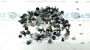 Incomplete set of hardware for the bumper, hood, and fenders of the BMW X5 G05 19-23
