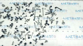 Nissan Rogue 21-23 engine compartment hardware, incomplete