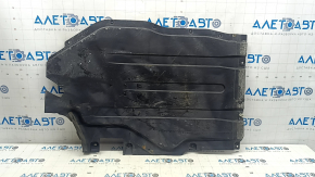 The rear left underbody protection of the BMW X5 G05 19-24 is dented and torn.