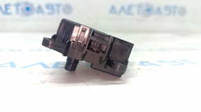 Actuator motor for the heater air conditioner in a Nissan Rogue 21-24