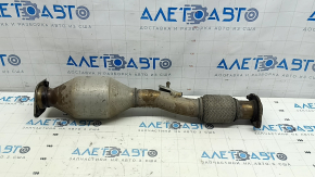 The exhaust pipe, the middle part with the catalytic converter, Toyota Highlander 17-19 3.5 is dented.