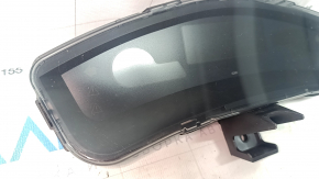 Nissan Leaf 11-12 upper instrument panel scratches