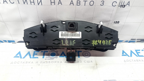 Nissan Leaf 11-12 upper instrument panel scratches