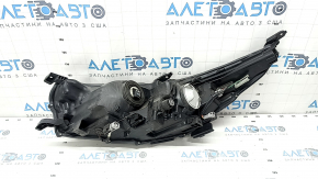 Toyota Highlander 17-19 right front headlight, halogen, light