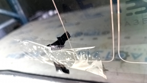 Tesla Model 3 18 rear panoramic glass - heated, tinted glass with a torn track