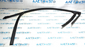 Front right door glass seal Ford Mustang Mach-E 21-23