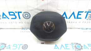The driver's side airbag in the steering wheel of the Volkswagen ID.4 23-25 is black and does not have wiring.