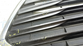 Lower grille of the front bumper of the Toyota Avalon 13-15 pre-restyling, bumps, broken chrome, cracks, non-standard holes