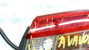 Toyota Avalon 13-15 right outer fender light without mounting, scratches