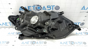 Nissan Rogue 17-20 halogen front left headlight, no mount, broken mount