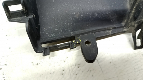 BMW X3 G01 18-21 front bumper left air duct cracked
