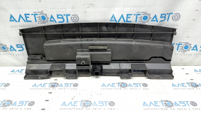 Lower radiator deflector for Nissan Rogue 17-20 without louvers, non-factory hole
