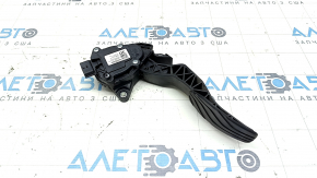 Nissan Rogue 14-20 gas pedal