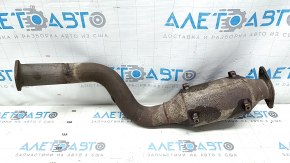 The exhaust pipe, middle section with a catalytic converter, is rusty on a 16-20 Nissan Rogue.