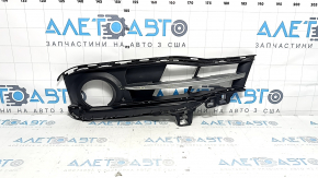 Left fog light grille frame for BMW 3 F30 16-18, partially open, with chrome molding, sand, bumps