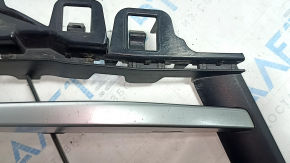 Right fog light grille frame for BMW 3 F30 16-18, partially open, with chrome molding, sand, bumps
