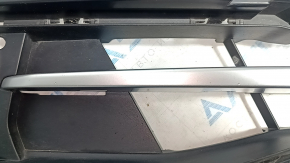 Right fog light grille frame for BMW 3 F30 16-18, partially open, with chrome molding, sand, bumps