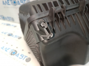 Hyundai Santa FE Sport 13-18 2.4L air filter housing broken mount