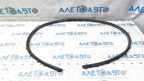 Volkswagen ID.4 23-25 hood seal on the bumper