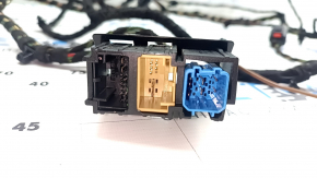 Volkswagen ID.4 23-25 trunk lid wiring for electric lock with closer