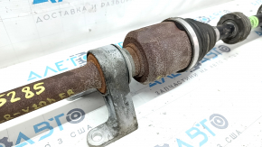 The front right drive axle shaft of a Honda CRV 20-22 hybrid is rusty and has a humming bearing.