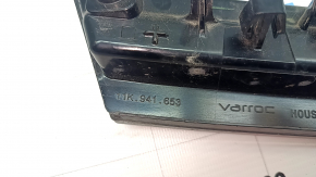 Left Volkswagen ID.4 grille with backlight, minor scratches, 23-25