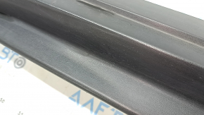 Right side sill for Nissan Rogue 17-20: structure, scratches, dents, broken edge