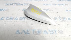 BMW 3 F30 fin antenna housing scratches