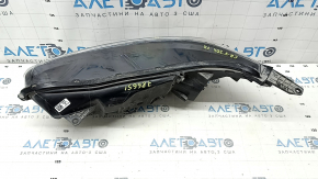 Honda CRV 17-22 LED front right headlight, broken molding mounts