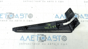Left tailgate hinge cover for Honda CRV 17-22, broken mount