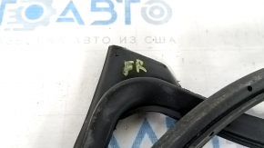 The front right door seal on my 19-22 Honda Insight is worn out.