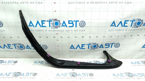 Left trunk lid seal for Mercedes W213 E 17-23 on the body
