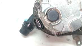 BMW i3 14-21 Electric Engine Cooling Pump with Bracket