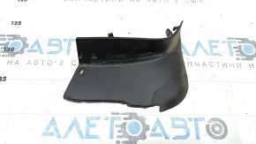 The right outer headlight cover for an Audi A4 B9 17-19 has a broken mount.