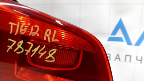 Left inner taillight, trunk lid, VW Tiguan 12-18 restyling, debris under the glass, cracked reflector