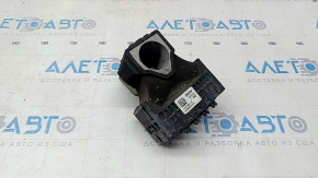 The right engine mount of the BMW i3 14-21 is cracked.